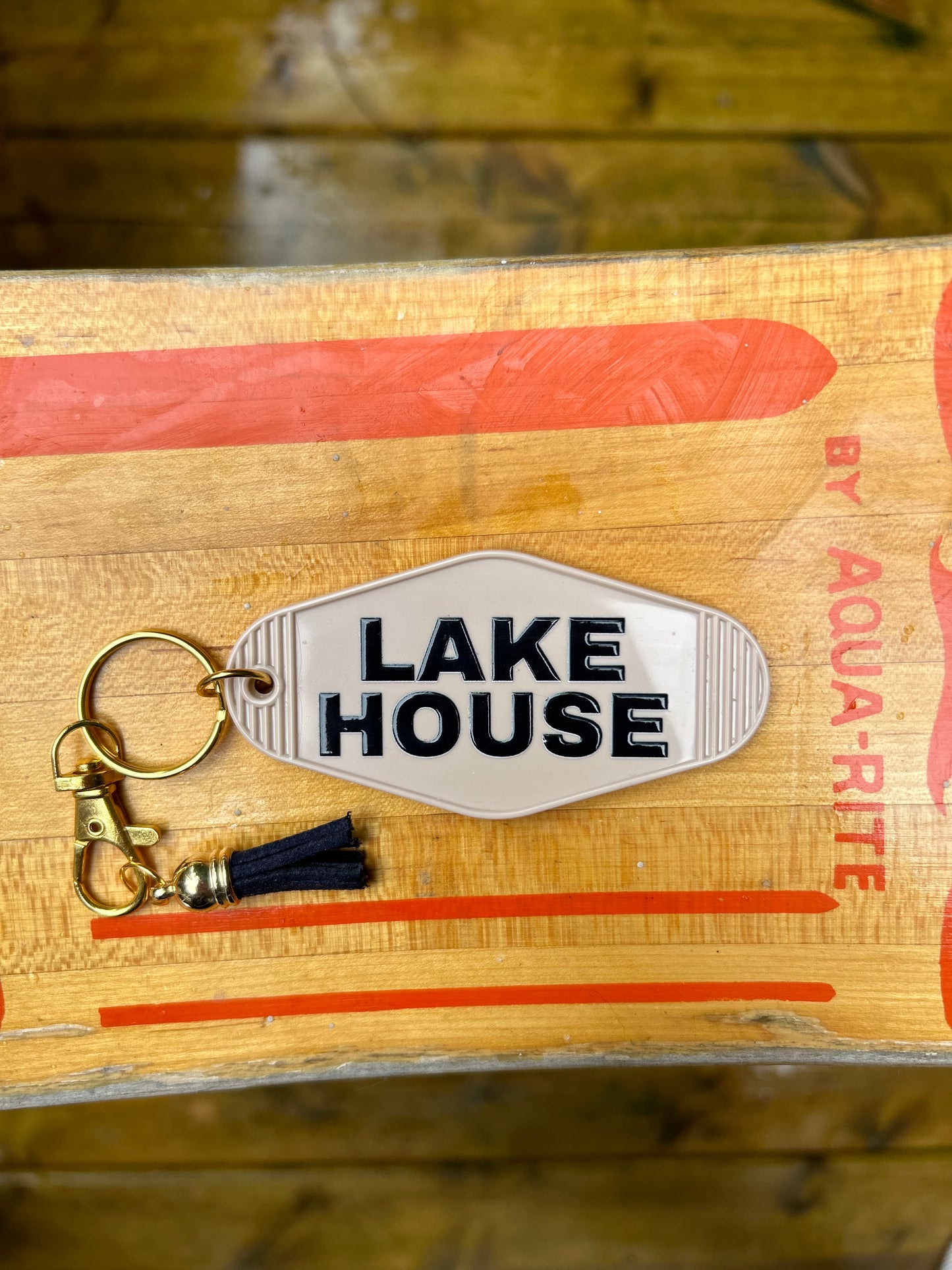 Lake Motel Keychains