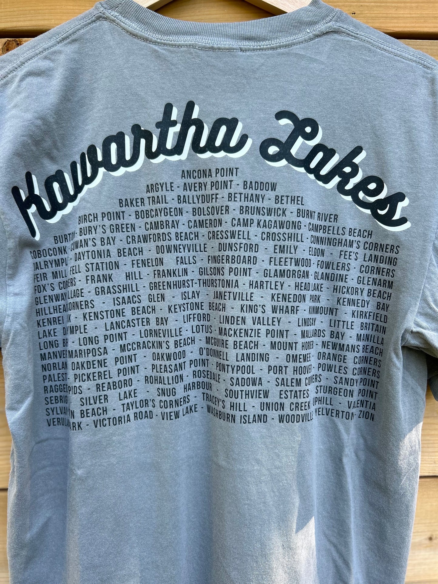 T-shirt local de Kawartha Lakes